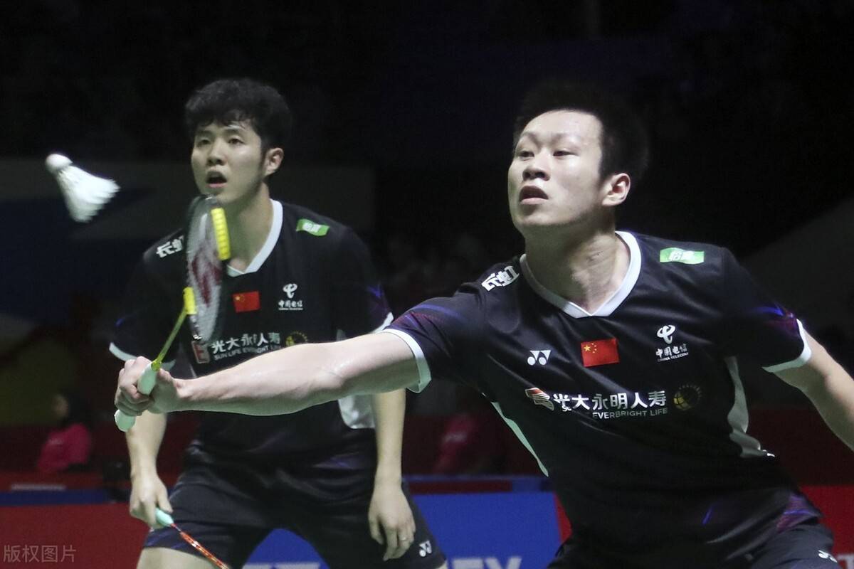 板球友谊赛焦点战:荆楚麒麟队强势横扫江南旋风队,新星闪耀。关键战拿下信心的简单介绍 板球友谊赛焦点战:荆楚麒麟队强势横扫江南旋风队,新星闪耀。关键战拿下信心的简单介绍